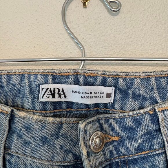 Zara Straight Leg Jeans - Size 8 - Picture 3 of 4